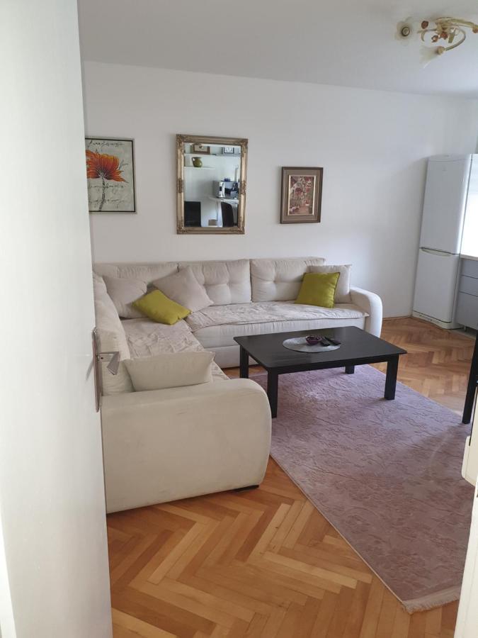 Apartman Oli SJJ Exterior foto